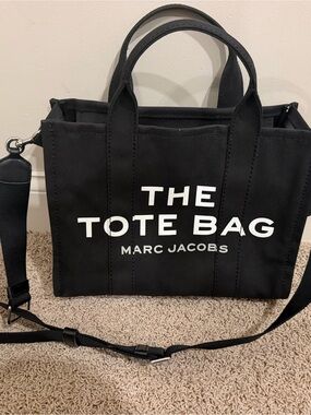 Marc Jacobs The Tote Bag Crossbody - Black